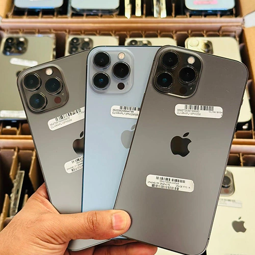 Motive pentru fluctuații pe piața de rambursare a prețului iPhone -urilor uzate