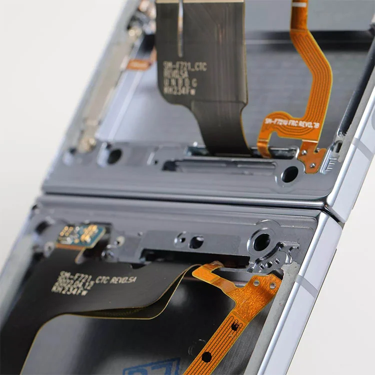 Flip 4 ecrane LCD