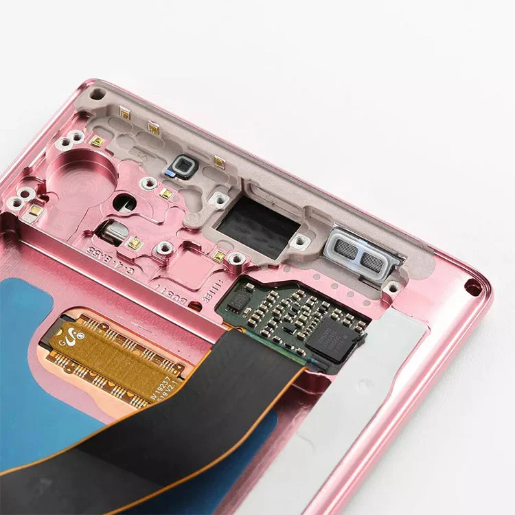 Notă 10 ecrane LCD