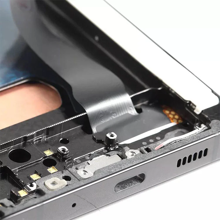 Notă 20 ecrane LCD