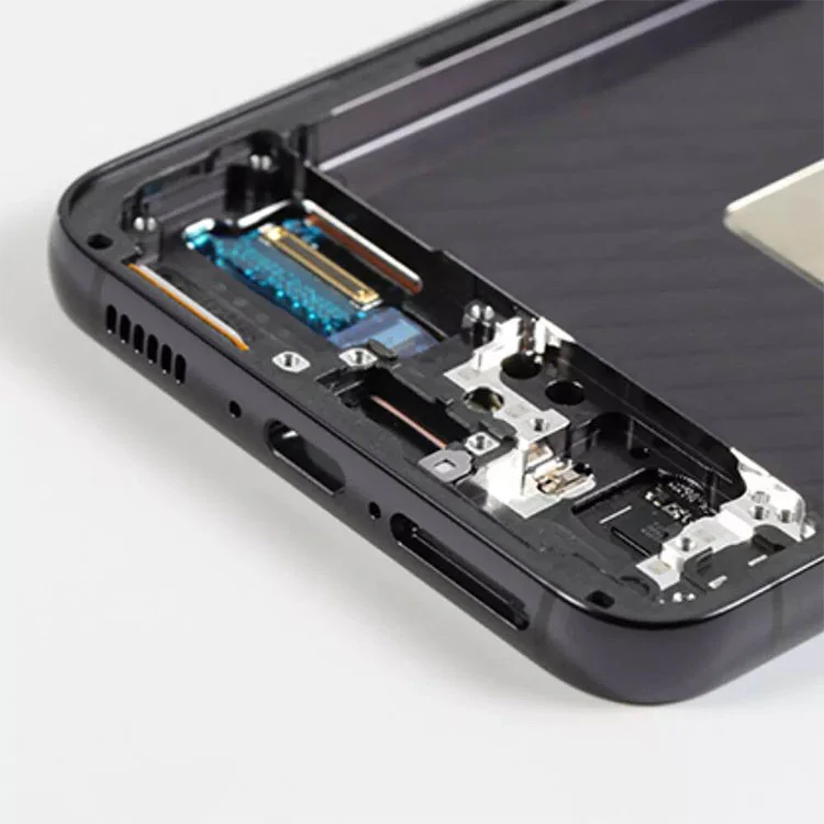Ecrane LCD S23