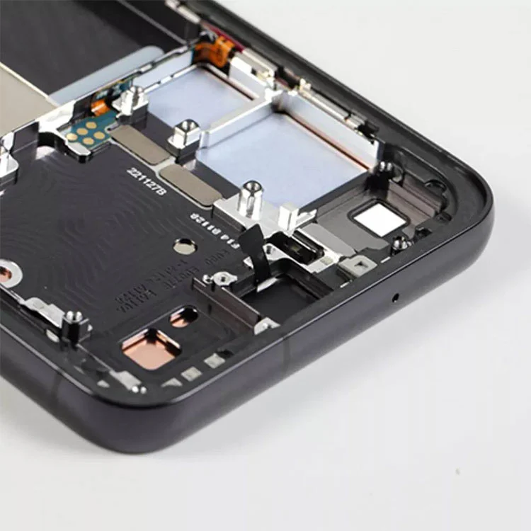 Ecrane LCD S23