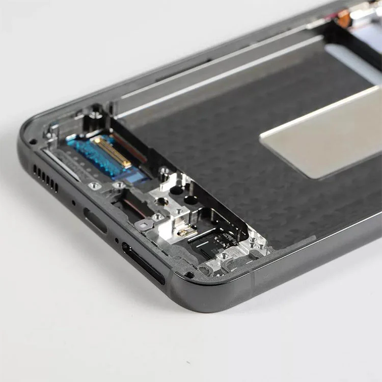 Ecrane LCD S23